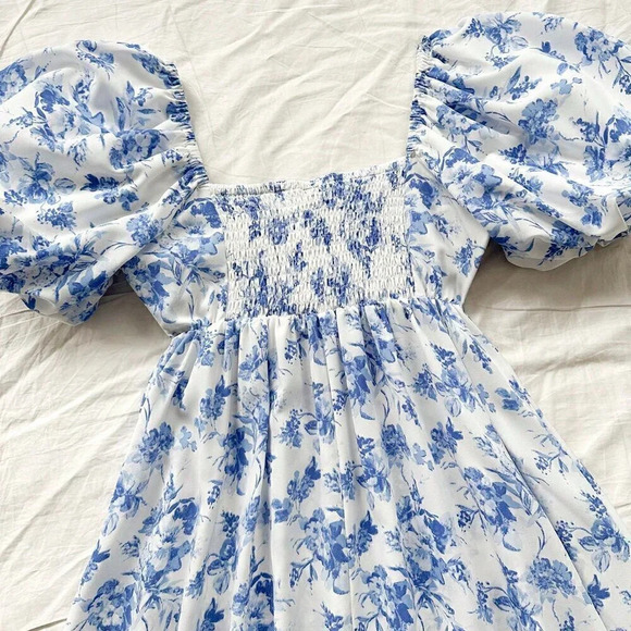 Blue and White Boho Women's Holiday U-Neck Bubble Sleeve A-Line Floral Dress - Picture 4 of 5